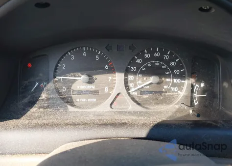 1998 Toyota Corolla Le z USA, uszkodzony, nr VIN 2T1BR18E5WC004581